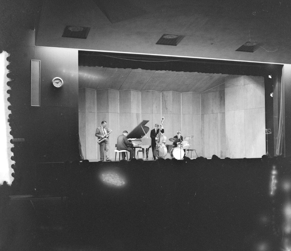 Jazz-concert AMVJ gebouw te Rotterdam, Bestanddeelnr 910-9762