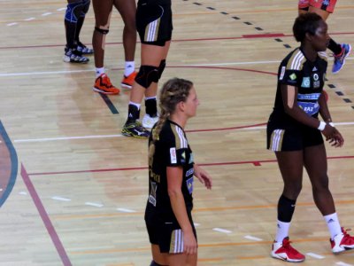 Issy Paris Handball - ES Besançon, LFH, 30 septembre 2015 - 01