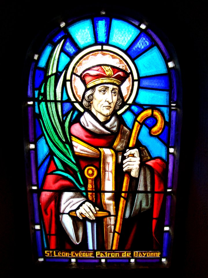 Issor (Pyr-Atl, Fr) vitrail 6 St. Léon évêque patron de Bayonne