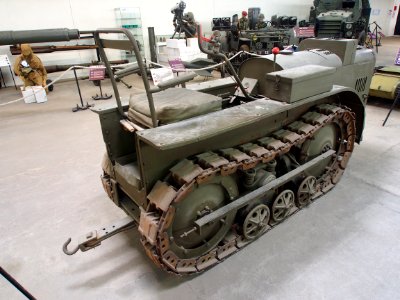 Issoise infantry tractor, Musée des Blindés, France, pic-3