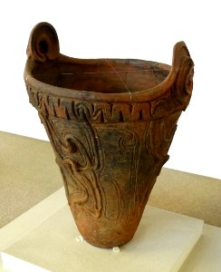 Jar, excavated at Ibaraki prefecture, Japan, Middle Jomon period, ceramic - Hakone Museum of Art - Hakone, Kanagawa, Japan - DSC08133