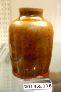 Jar, American, probably New Hampshire, c. 1870, lead-glazed redware, item HD 2014.4.116 - Flynt Center of Early New England Life - Deerfield, Massachusetts - DSC04123