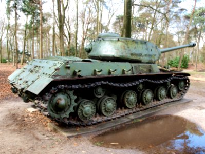 IS-2 Iosif Stalin tank pic2