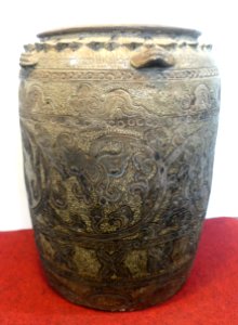 Jar, Tran dynasty, 14th century AD, stoneware - Museum of Vietnamese History - Ho Chi Minh City - DSC06204