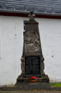 Isselbach,Kriegerdenkmal