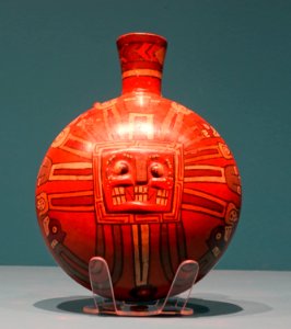 Jar, Huari Empire, Peru, 600-900 AD, ceramic - Fowler Museum - University of California, Los Angeles - DSC02372