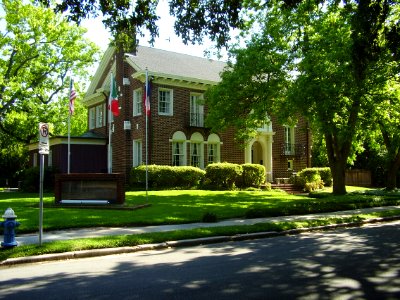 ItalCultCenterSunny
