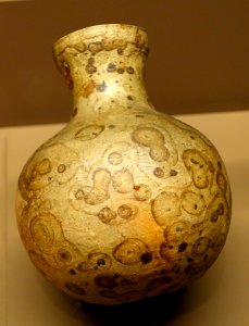 Jar, Kongo people, Congo, late 1800s, clay, plant resin - National Museum of Natural History, United States - DSC00458