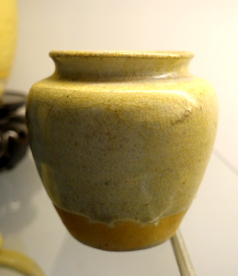 Jar, Ly dynasty, 11th-13th century AD, stoneware - Museum of Vietnamese History - Ho Chi Minh City - DSC06164