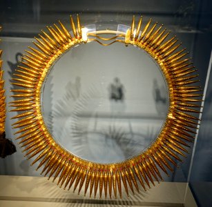 Jasmine bud necklace, late 19th to early 20 century, Tamil Nadu, India, gold and red semiprecious stones - Freer Gallery of Art - DSC04487