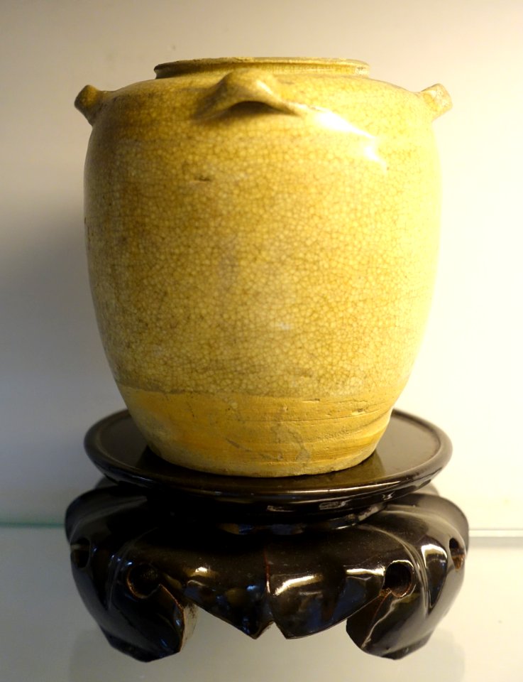 Jar, Ly dynasty, 11th-13th century AD, stoneware - Museum of Vietnamese History - Ho Chi Minh City - DSC06163