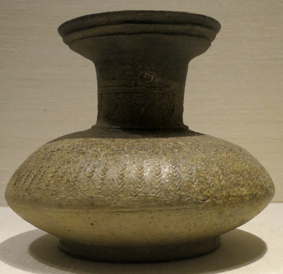 Jar from Korea, Unified Silla dynasty, 8th century, Dayton Art Institute
