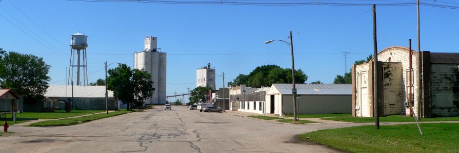 Jansen, Nebraska Broad from Church 2