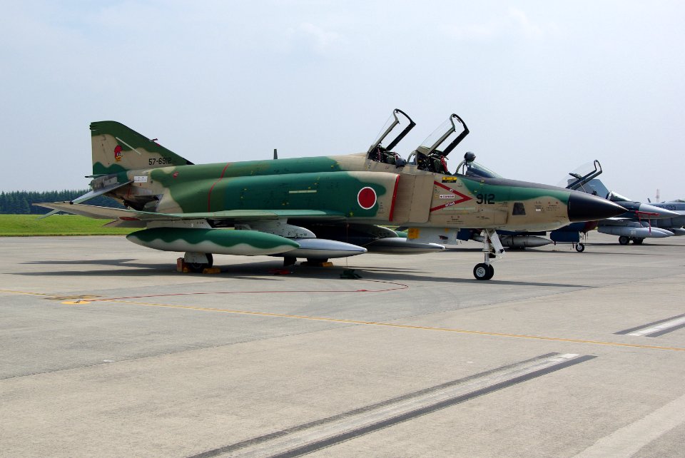 JASDF RF-4E 20090822-02