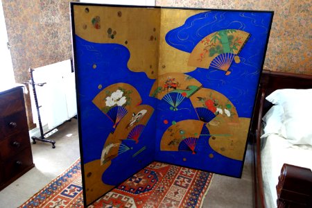Japanese screen with fans on blue background - Longfellow National Historic Site - DSC04825