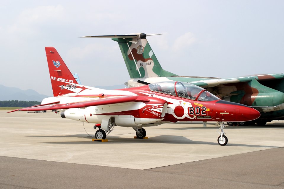 JASDF T-4 ashiya 20090927 113402