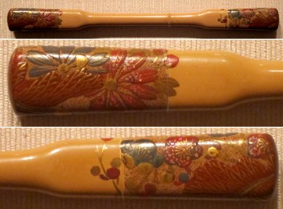 Japanese hair pin, tan and red lacquer, Edo or Taisho, Honolulu Museum of Art photo