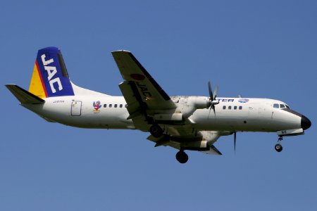 JapanAirCommuter YS-11 fukuoka 20040926132704