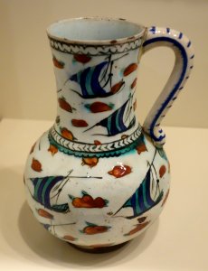 Jar with lateen-sailed boats and islands, Iznik ware, Turkey, Iznik, Ottoman period, last quarter of 16th century, earthenware with underglaze polychrome painting - Cincinnati Art Museum - DSC04094