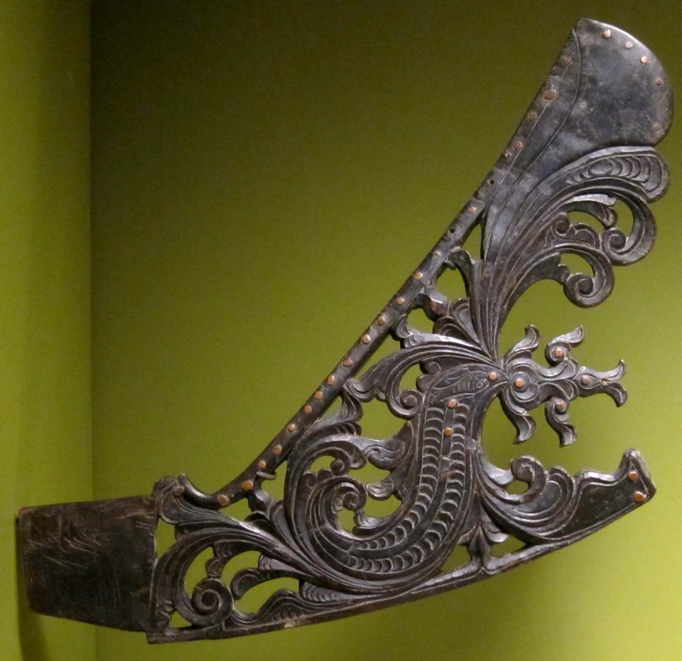 Jaw harp handle, Mindanao, Maranao, horn with brass studs, Honolulu Museum of Art