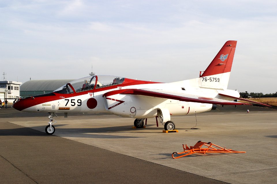 JASDF T-4 ashiya 20101128 153208