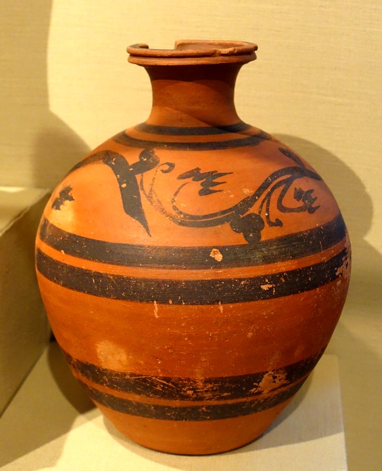 Jar with vine pattern, Qustul, Cemetery Q, tomb 417, Meroitic Phase IIB, 50 BC to 200 AD, ceramic, paint - Oriental Institute Museum, University of Chicago - DSC08049