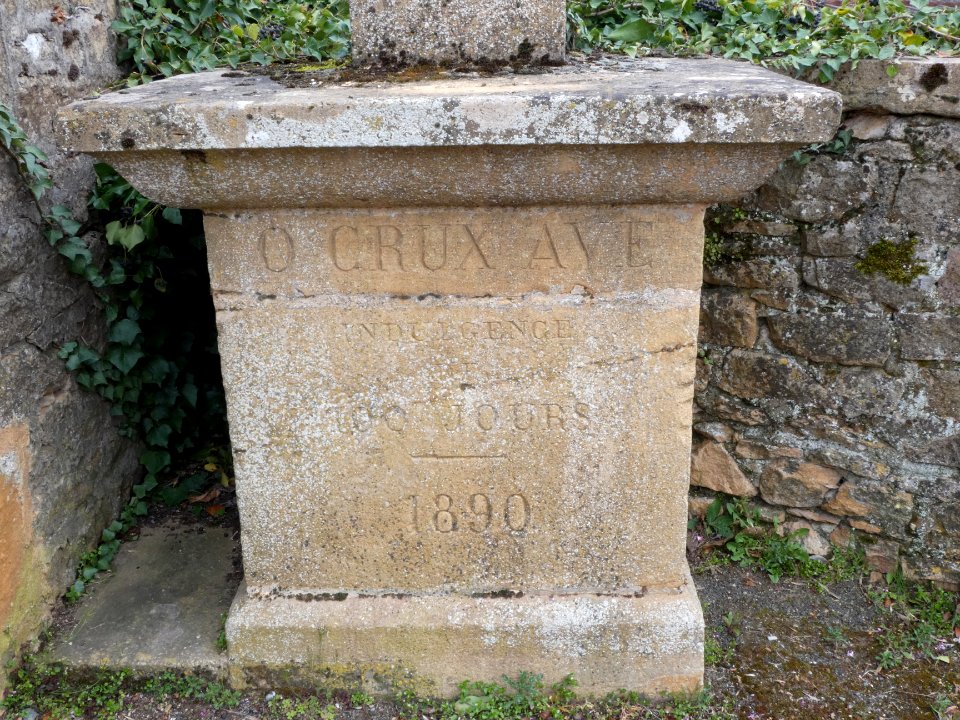Jarnioux - Rue des Pierres Dorées - Croix - Support