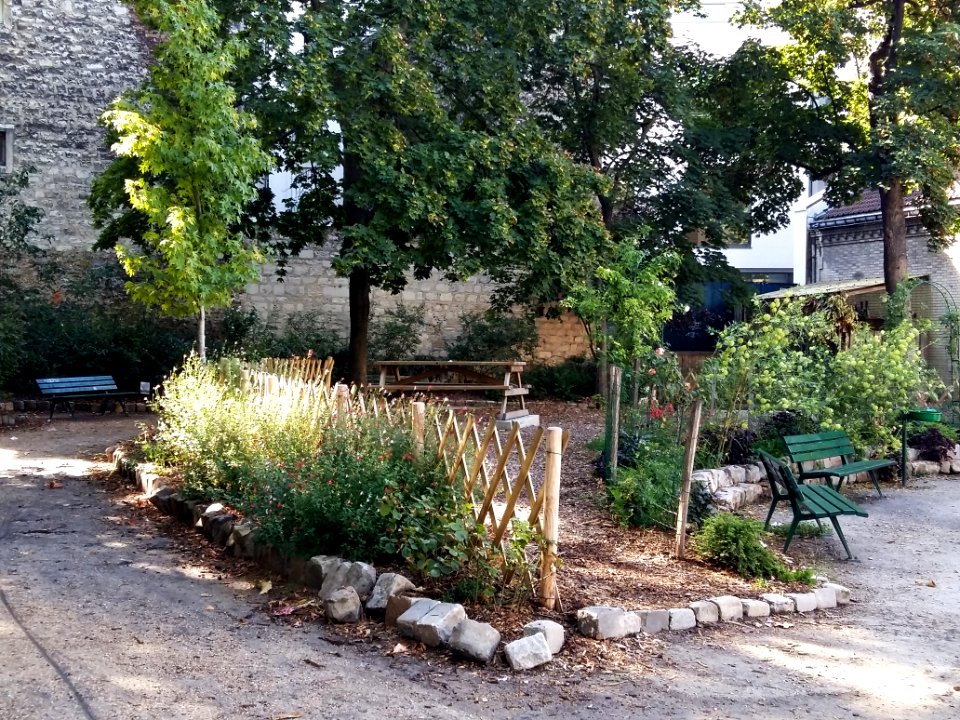 Jardin de la Fondation-Eugène-Napoléon - parterres