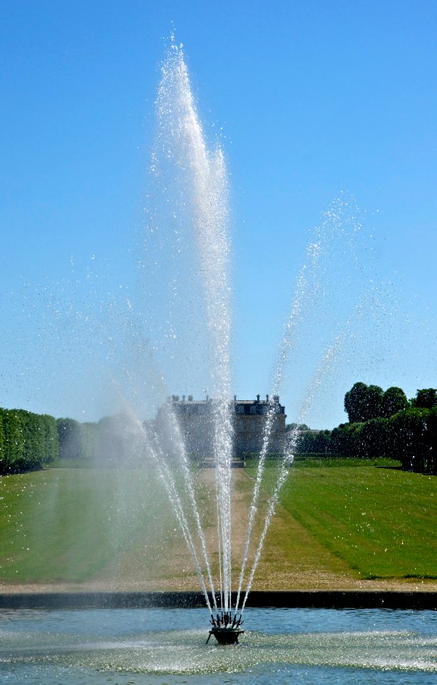 Jet d'eau Champs sur Marne