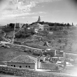 Jeruzalem. Gezicht op de berg Zion met de Dormition abdijkerk met klokkentoren. , Bestanddeelnr 255-1609