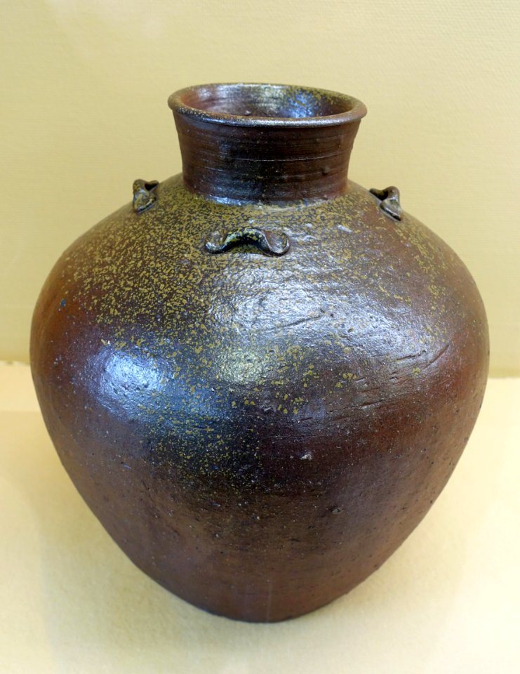 Jar with four handles, Bizen ware, Momoyama period, dated June 21, 1580 AD, ceramic - Hakone Museum of Art - Hakone, Kanagawa, Japan - DSC08267