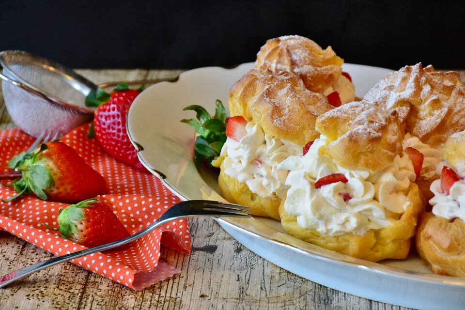 Whipped cream milk product pastries