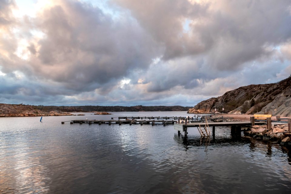 Jetties in Slävik harbor 2