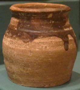Jarlet, made in China and collected in the Philippines, 11th-12th century, Honolulu Museum of Art