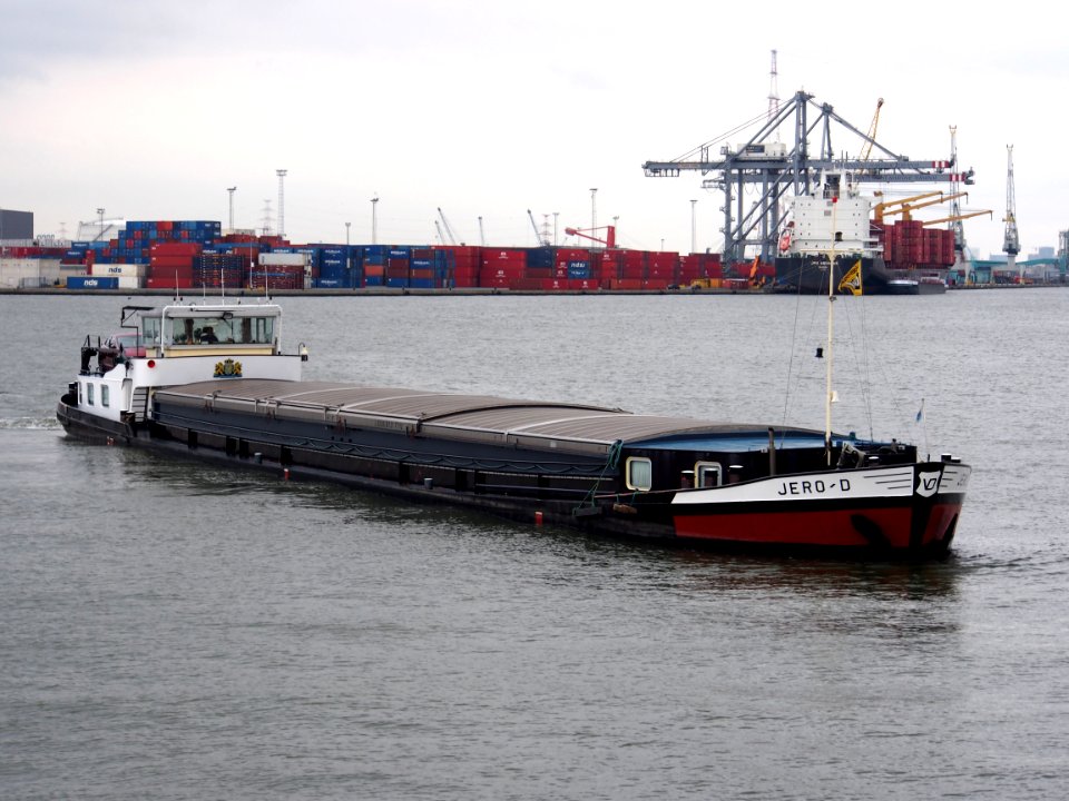 Jero-D - ENI 03150435, Van Cauwelaertsluis, Port of Antwerp pic2
