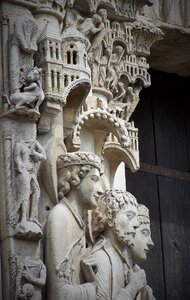 Chartres architecture saints photo