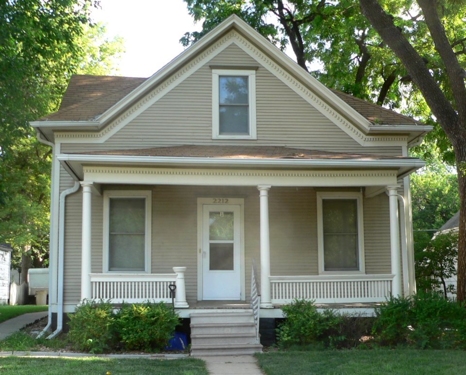 Jasper Newton Bell house (Lincoln, NE) from S 1