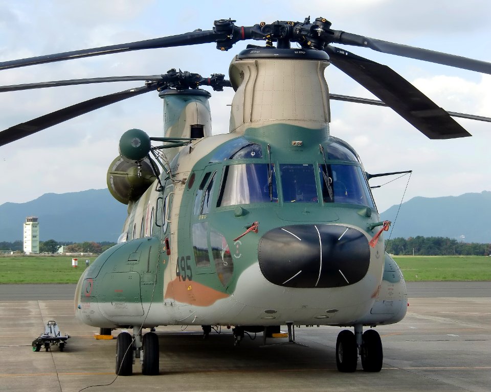 JASDF CH-47J(LR) ashiya 20161009 084054