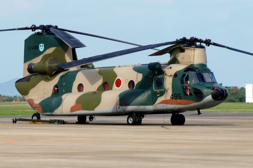 JASDF CH-47J(LR) ashiya 20161009 083052