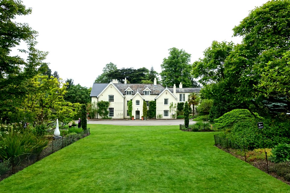 Jermyn's House - Hillier Gardens - Romsey, Hampshire, England - DSC04969