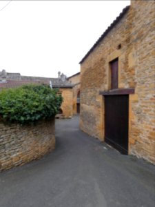 Jarnioux - Ruelle des Pélerins - Depuis la rue des Pierres Dorées