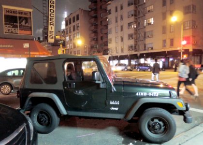 Jeep 7th Av 20 St jeh