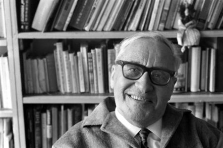 Jef Last , twee mei aanstaande zeventig jaar. Jef Last , journalist, letterkundi, Bestanddeelnr 921-3099