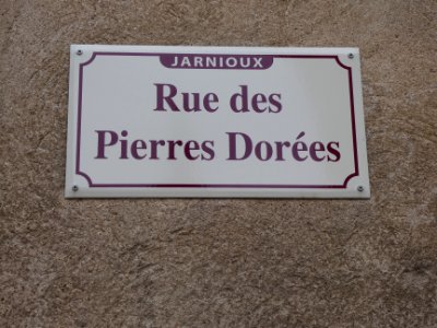 Jarnioux - Rue des Pierres Dorées - Plaque