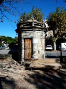 Jaujac - Ancien bâtiment des poids publics 2