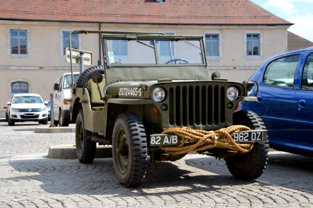 Jeep Willys MB. facing right. Spielvogel