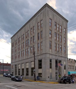Jeannette Office Building, Jeannette, 2015--07-31, 01
