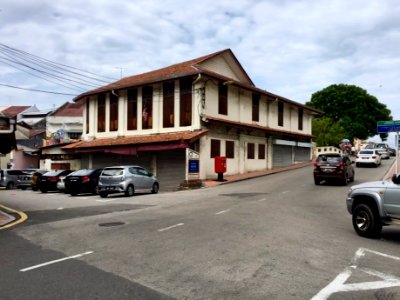 Jalan Kampung Pantai 2
