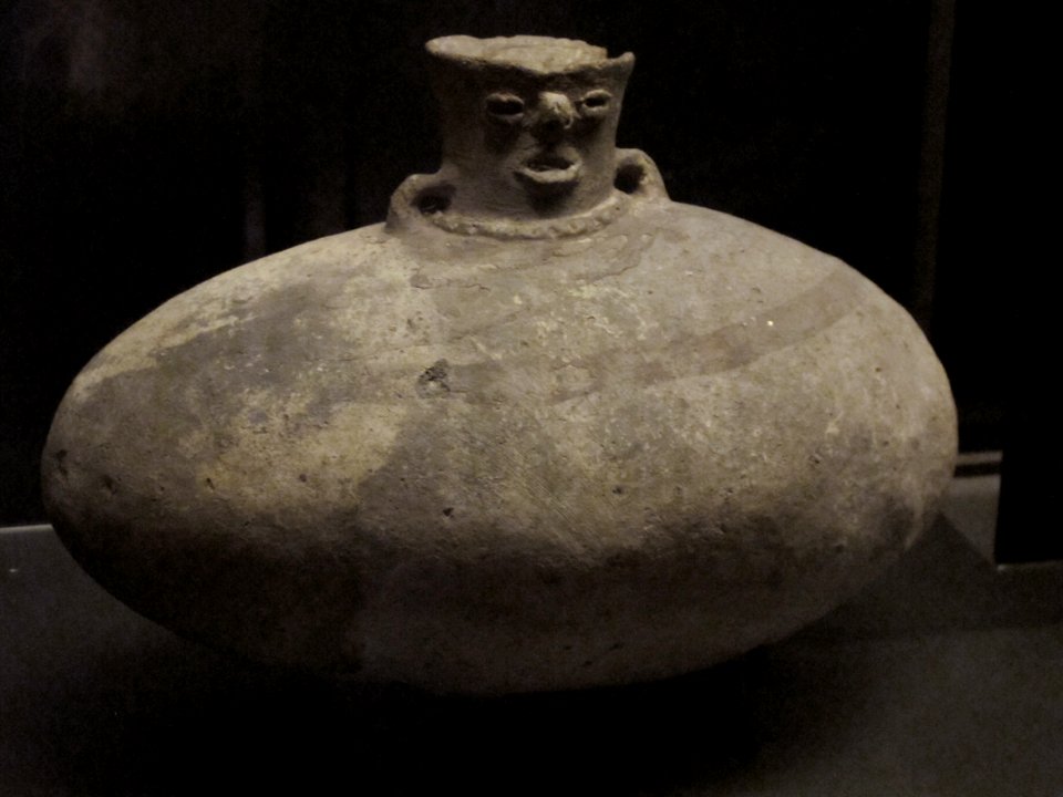 Jarre inca, Pérou 1450-1550. Muséum de La Rochelle