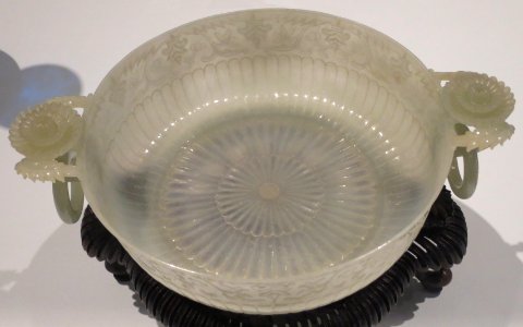 Jade dish from China, Qing period, 19th century